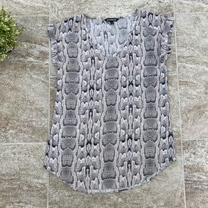 NWOT Snakeskin patterned shirt in grey